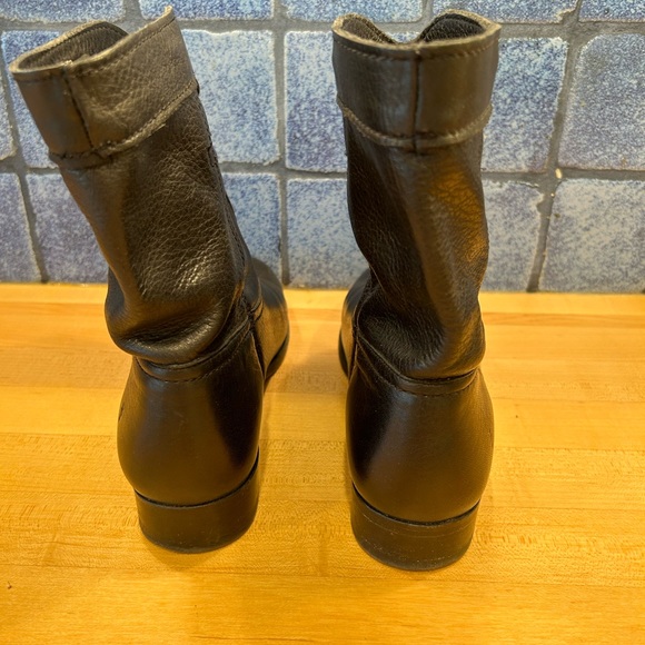 Frye Anna Boots - Picture 4 of 8